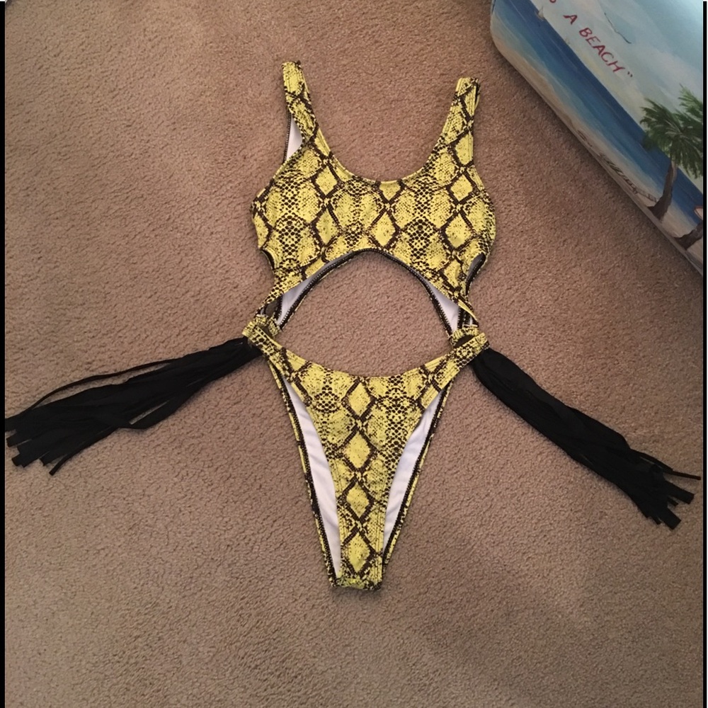 Swimsuit NWOT Sz Small